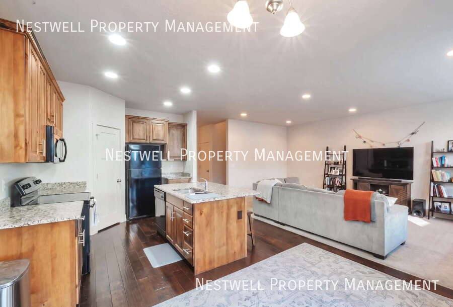 Townhouse for rent at 4159 N Fremont Dr, Lehi, UT 84043