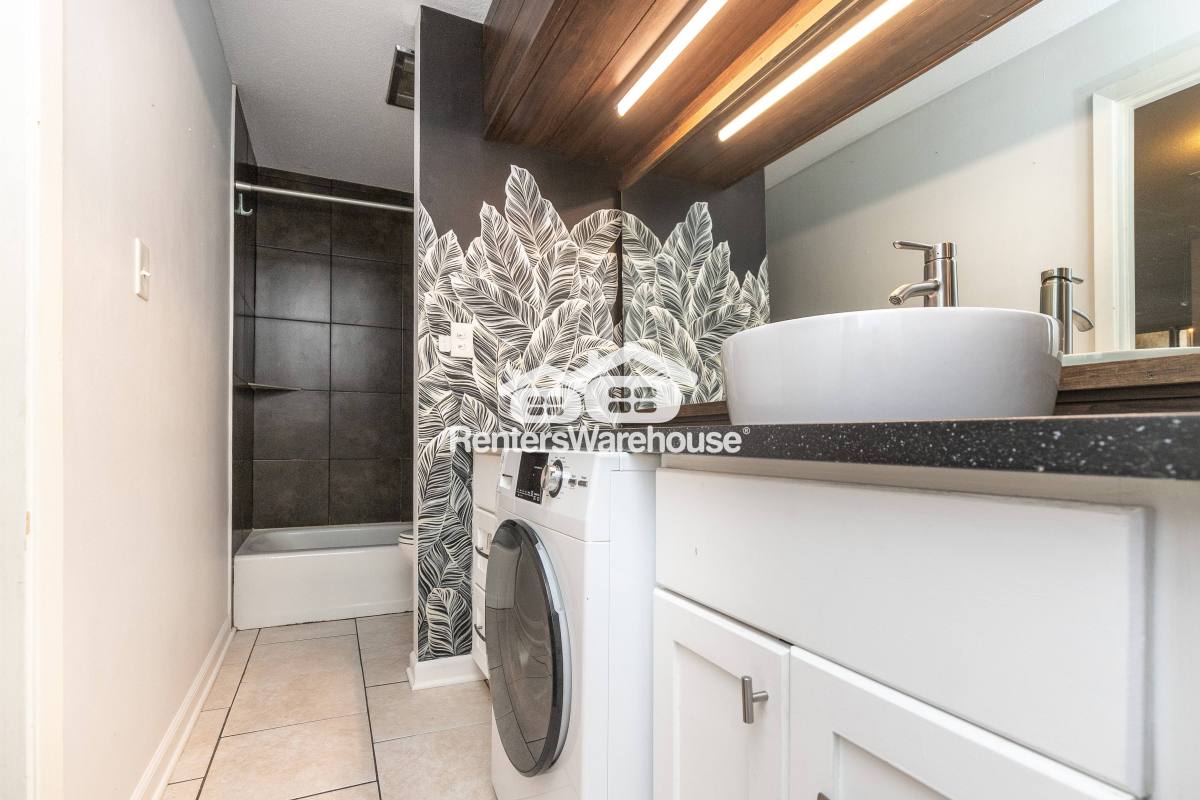 Apartment for rent at 4524 Holly St #22, Kansas City, MO 64108