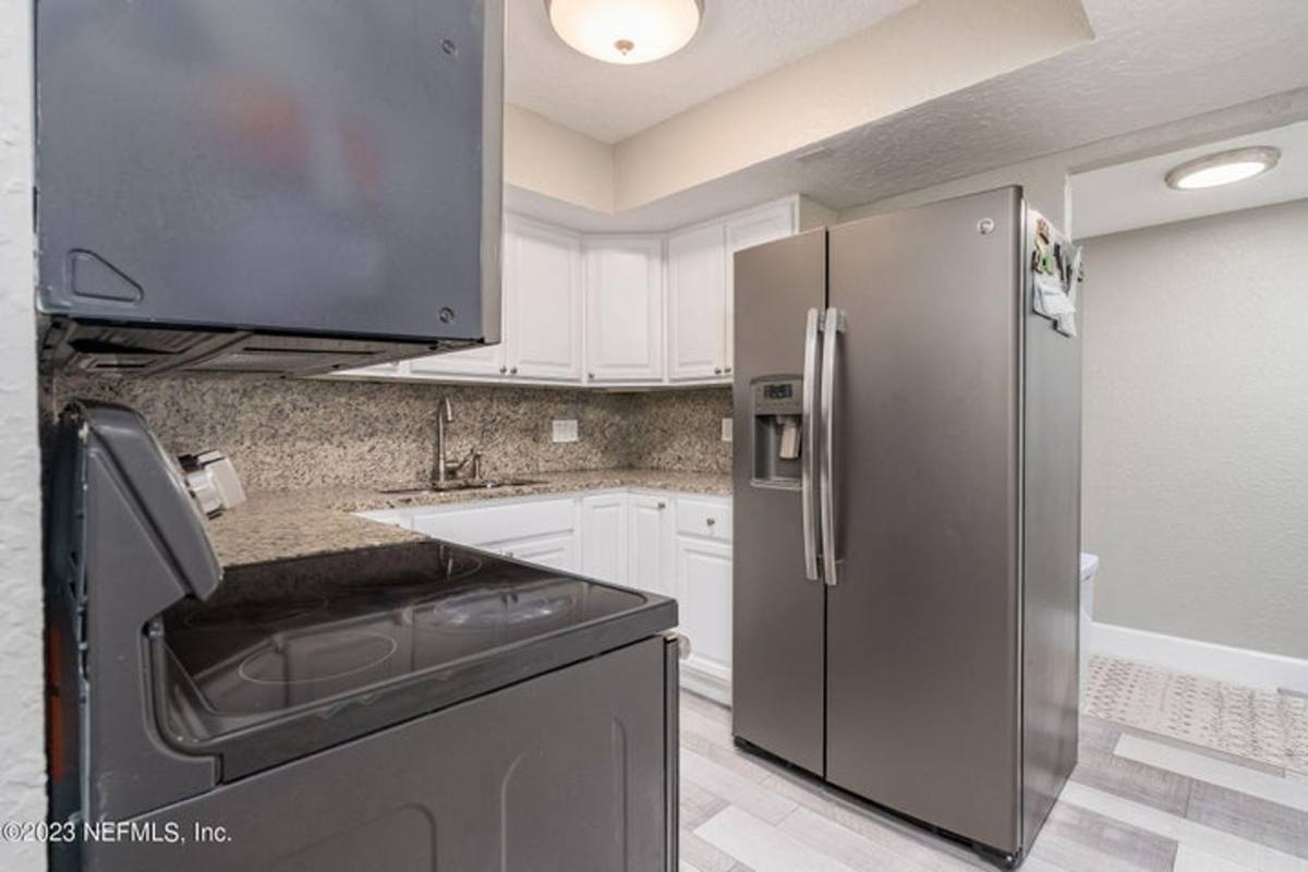 Apartment for rent at 6619 La Mirada Dr W, Jacksonville, FL 32217