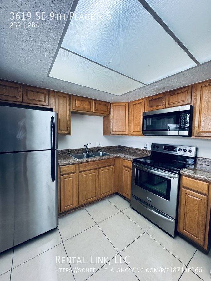 Apartment for rent at 3619 SE 9th Place #5, Cape Coral, FL 33904