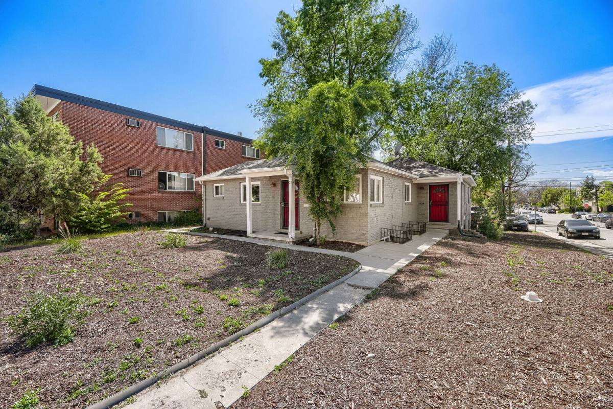 Apartment for rent at 2505 S University Blvd, Denver, CO 80210