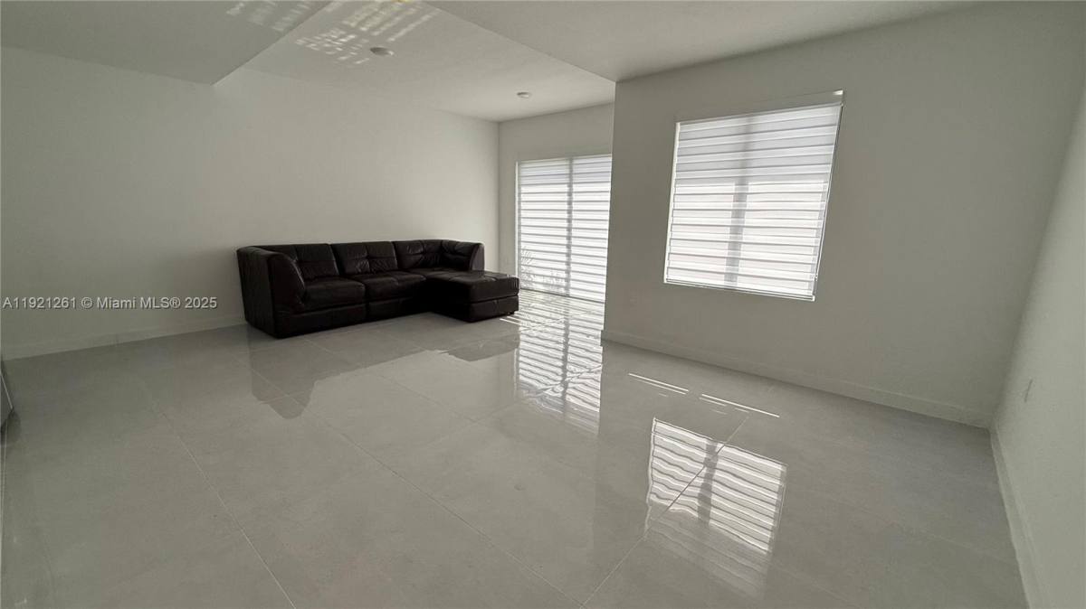Townhouse for rent at 14571 SW 261st St, Homestead, FL 33032