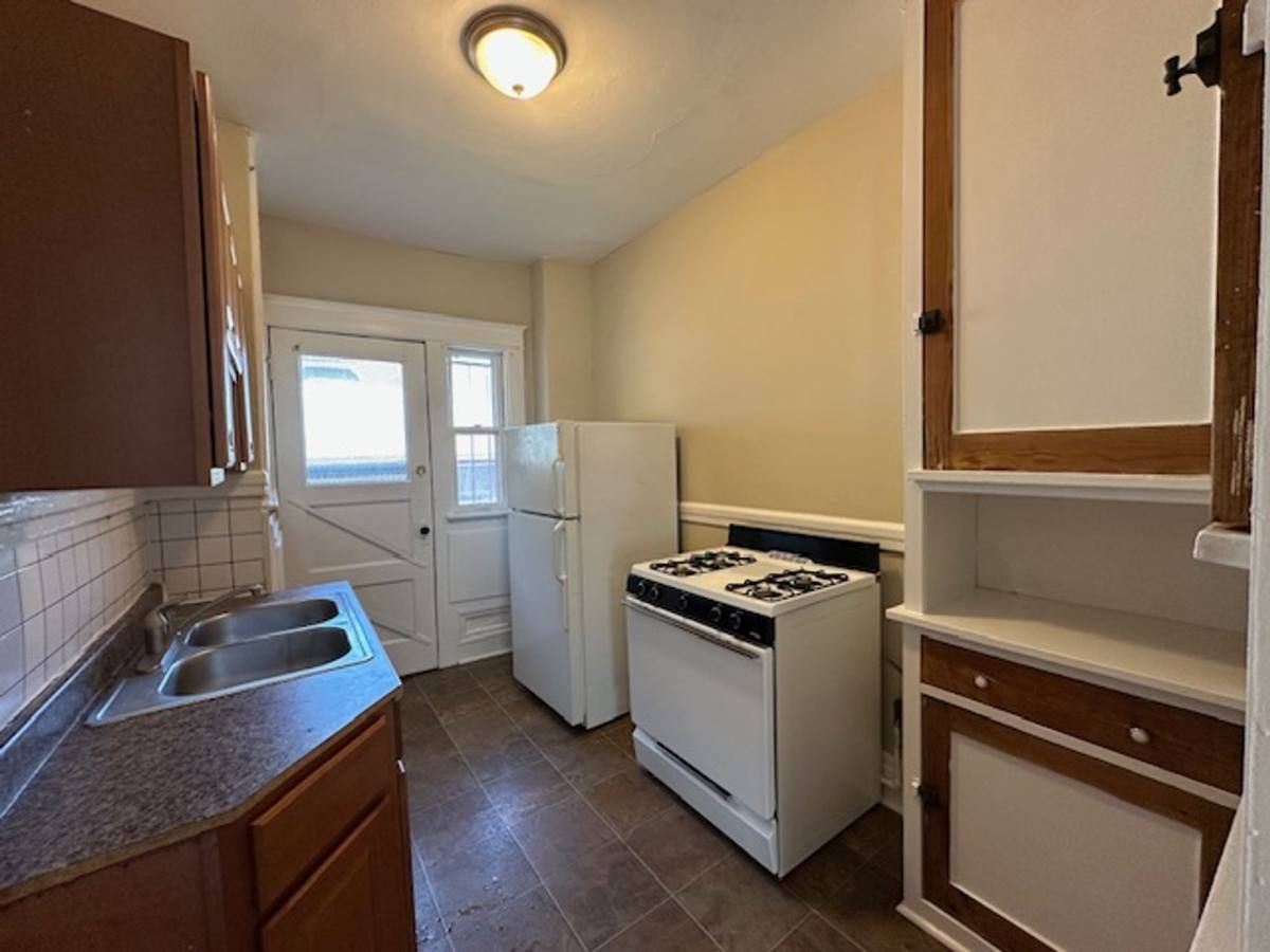Apartment for rent at 1704 E Locust St, Milwaukee, WI 53211
