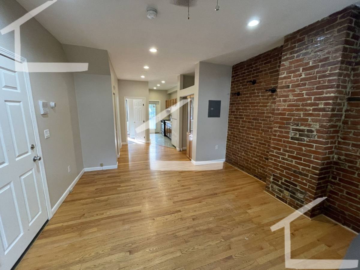 Apartment for rent at 26 Pompeii, Roxbury, MA 02119