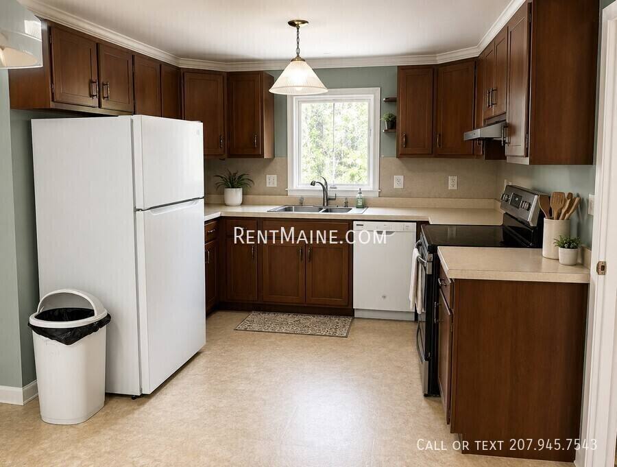 Apartment for rent at 35 Hudson Rd, Old Town, ME 04468