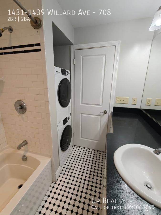 Apartment for rent at 1431-1439 Willard Ave #708, Newington, CT 06111