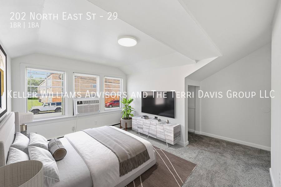 Apartment for rent at 202 N E St #29, Mason, OH 45040
