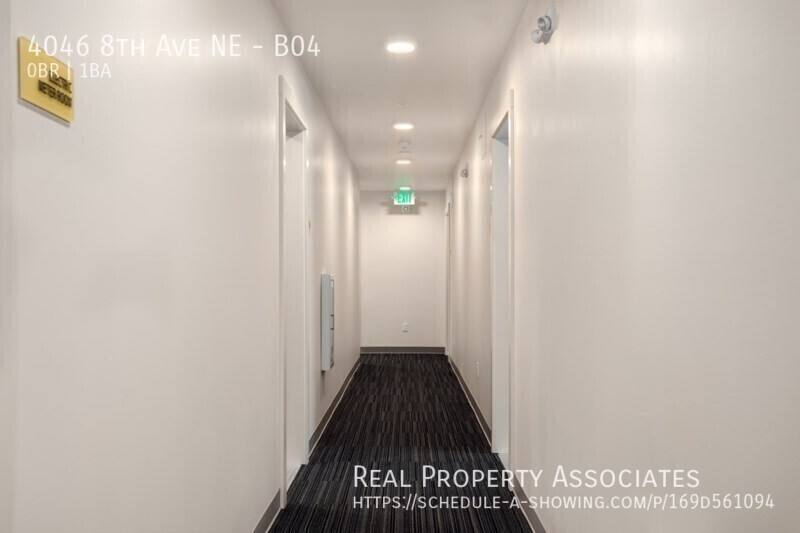 Apartment for rent at 4046 8th Ave NE #B04, Seattle, WA 98105