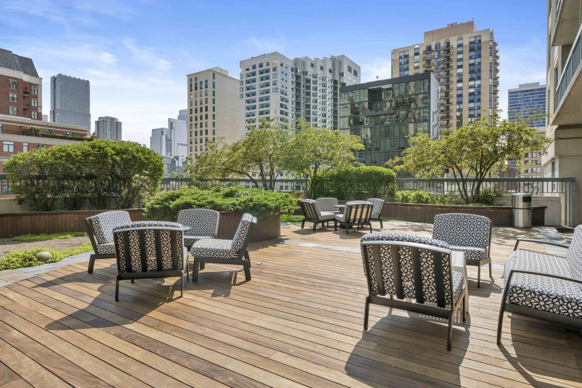 Apartment for rent at 1 W Superior St #1, Chicago, IL 60654