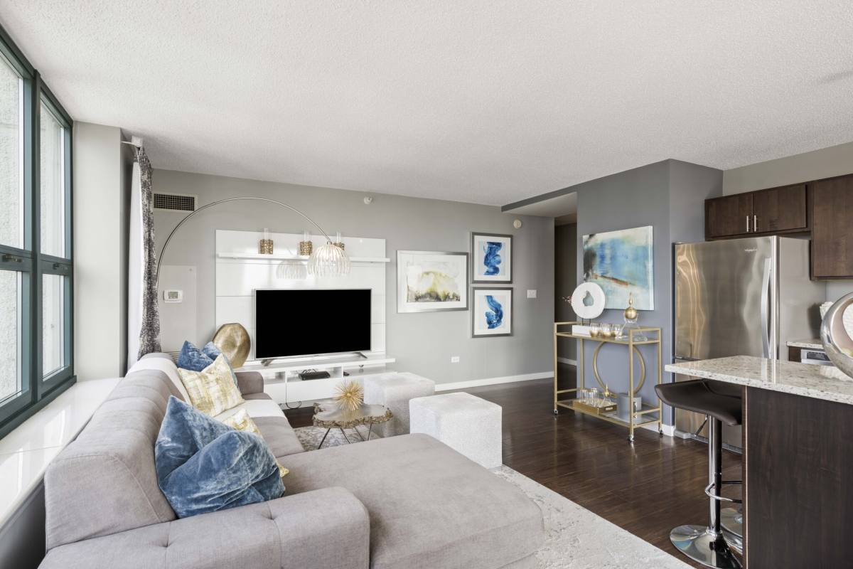 Apartment for rent at 1 W Superior St #1, Chicago, IL 60654