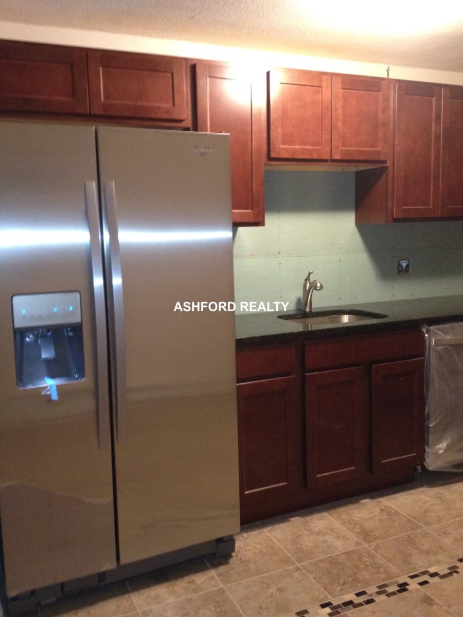Apartment for rent at 183 Mount Auburn St #21, Watertown, MA 02472