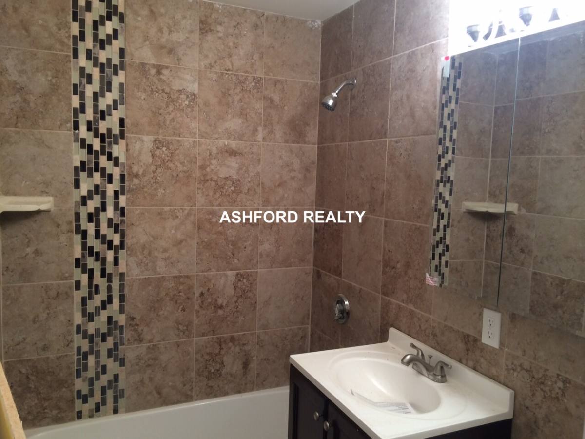 Apartment for rent at 183 Mount Auburn St #21, Watertown, MA 02472