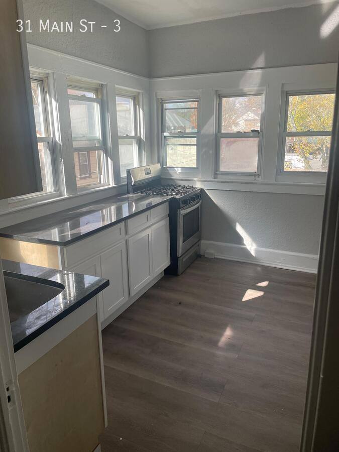 Apartment for rent at 31 Main St #3, Monsey, NY 10952