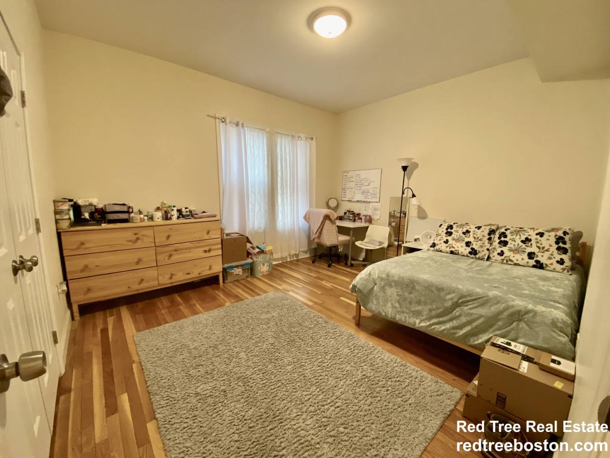 Apartment for rent at 3235 Washington St #1, Jamaica Plain, MA 02130