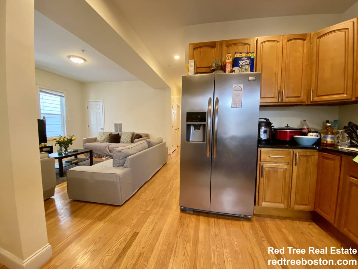Apartment for rent at 3235 Washington St #1, Jamaica Plain, MA 02130