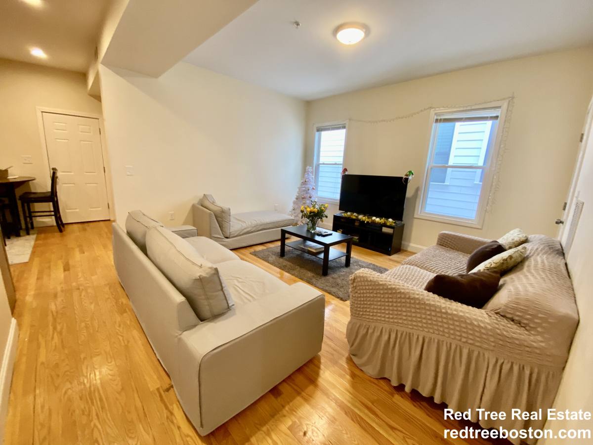 Apartment for rent at 3235 Washington St #1, Jamaica Plain, MA 02130