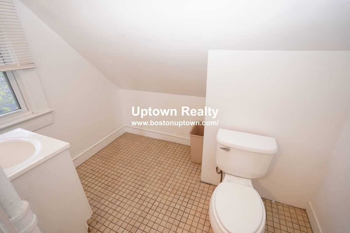 Apartment for rent at 26 Ashford #2, Allston, MA 02134