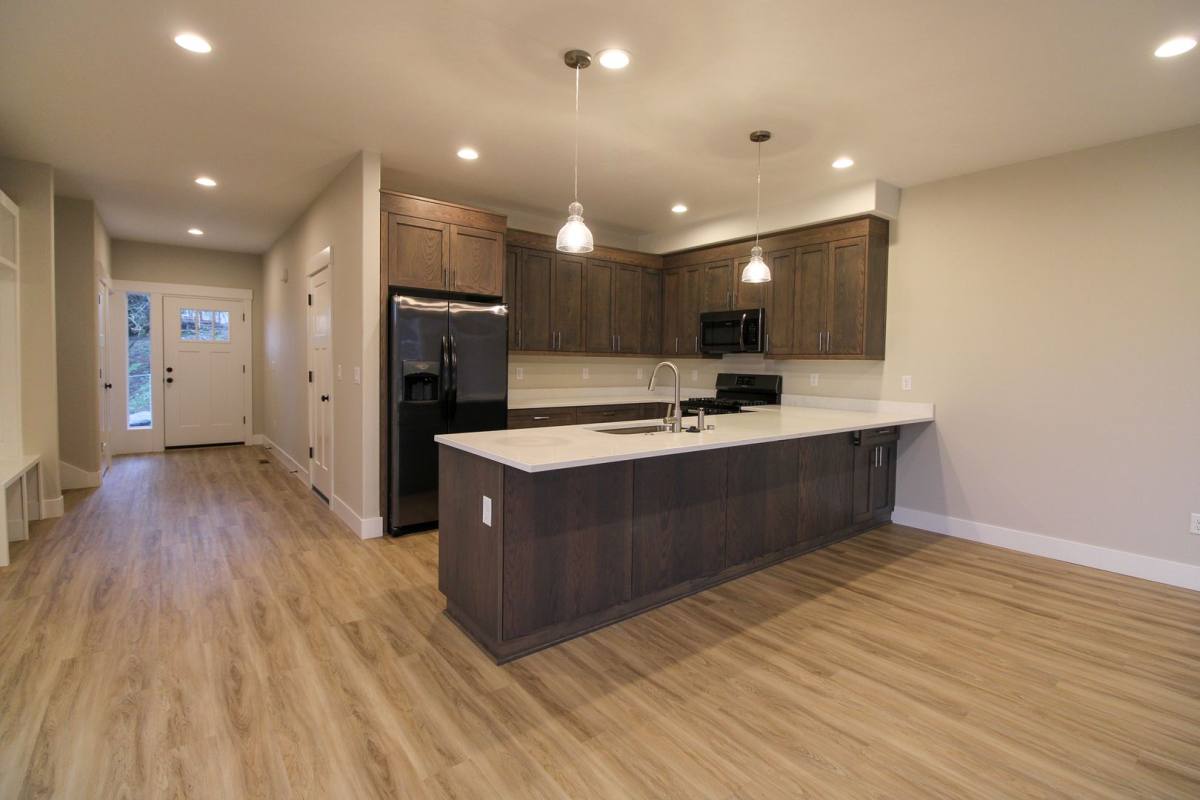 Apartment for rent at 3221 & 3223 Pheasant Ave SE, Salem, OR 97302