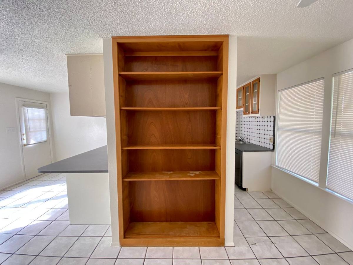 Apartment for rent at 407 E 30th St, Austin, TX 78705