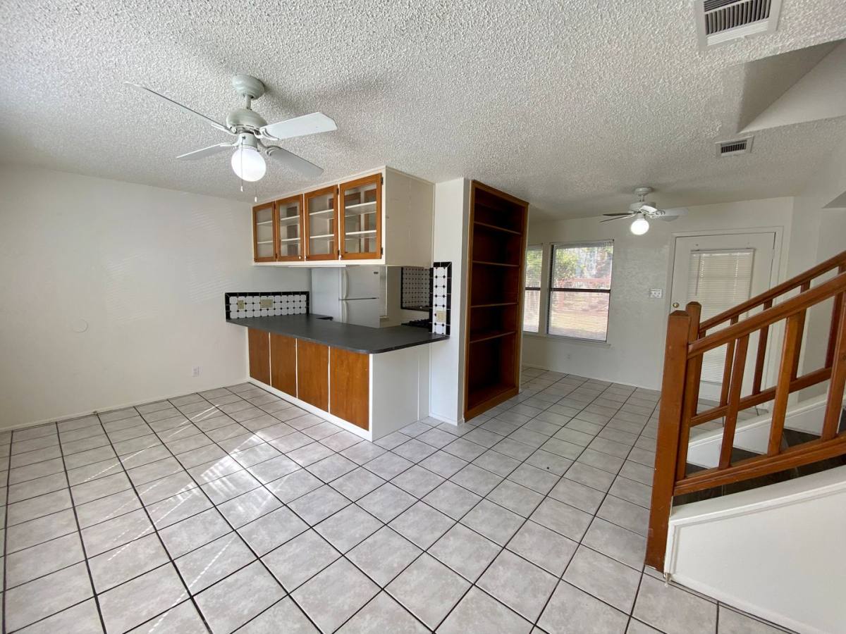 Apartment for rent at 407 E 30th St, Austin, TX 78705