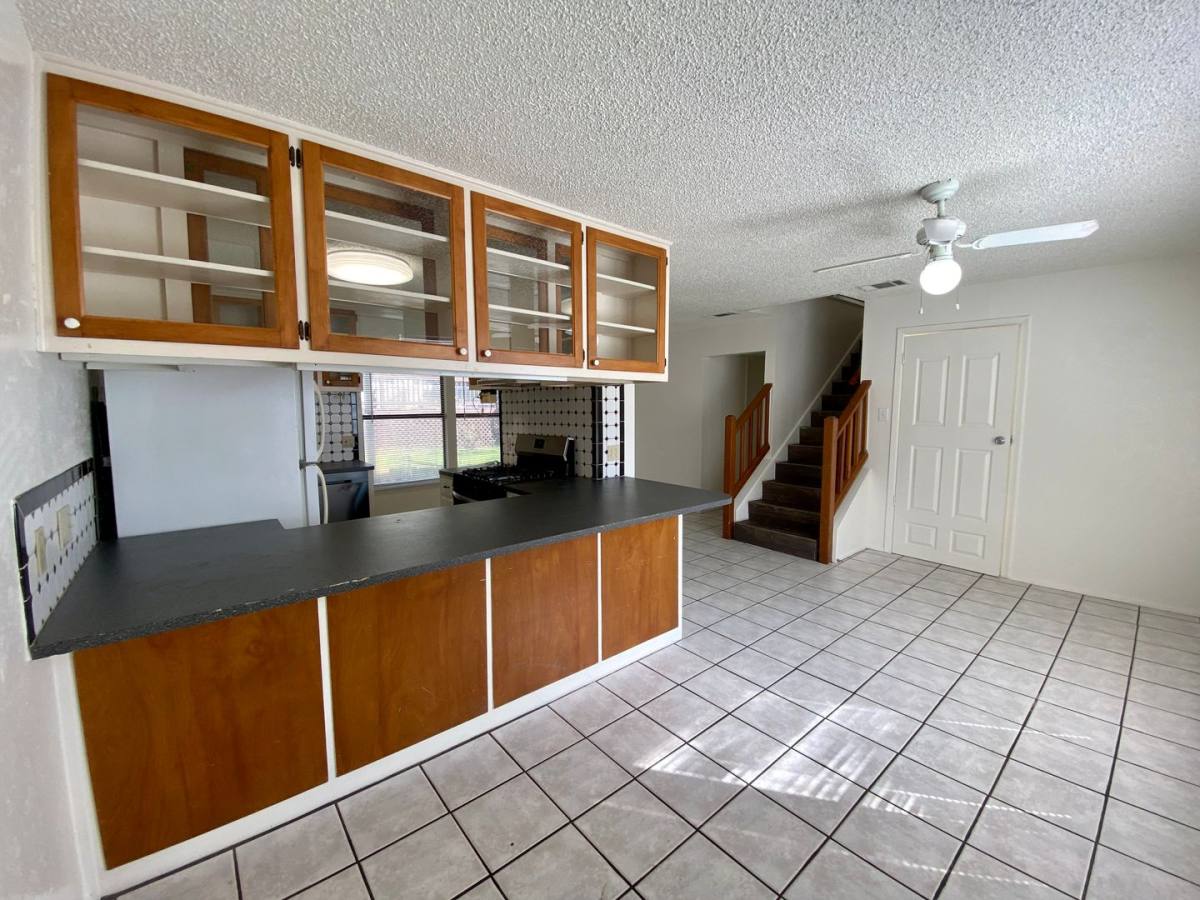 Apartment for rent at 407 E 30th St, Austin, TX 78705