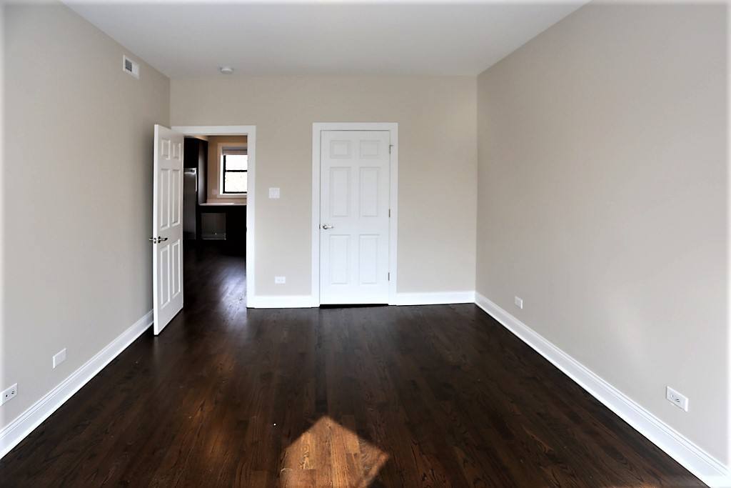 Apartment for rent at 2230 N Sawyer Ave #3E, Chicago, IL 60647