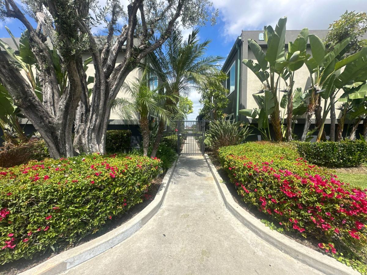 Apartment for rent at 9081 Cerritos Ave, Anaheim, CA 92804