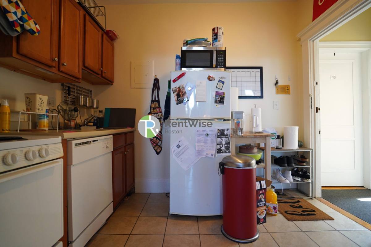 Apartment for rent at 1216 Commonwealth Ave #14, Allston, MA 02134