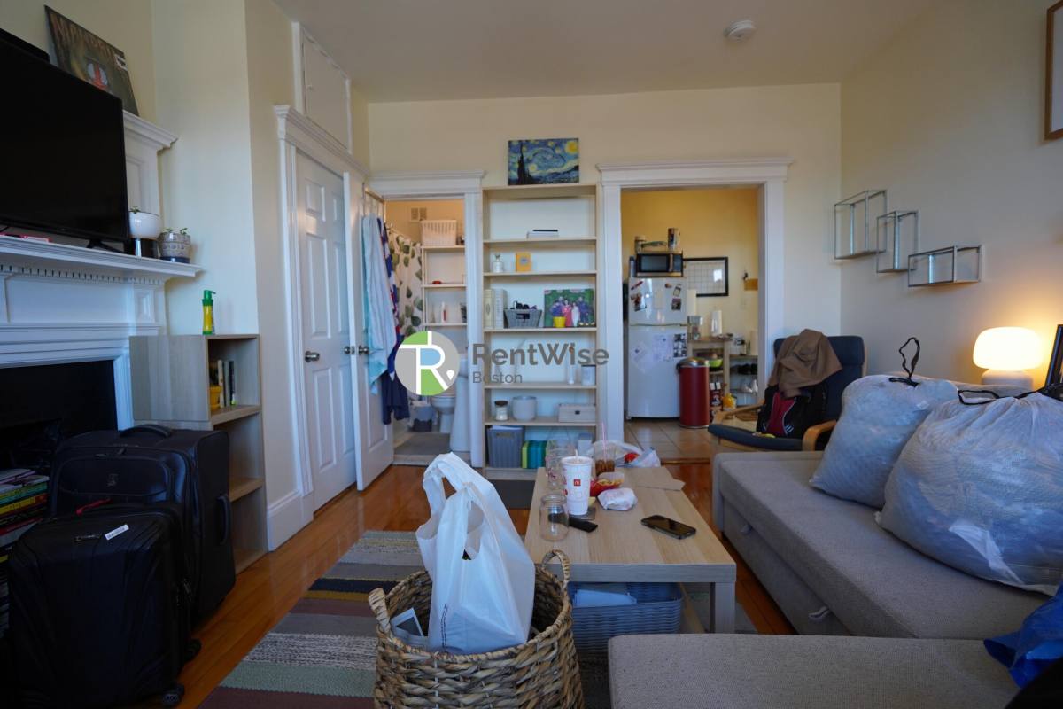 Apartment for rent at 1216 Commonwealth Ave #14, Allston, MA 02134