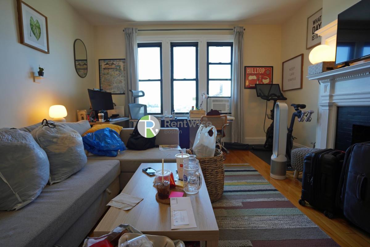 Apartment for rent at 1216 Commonwealth Ave #14, Allston, MA 02134