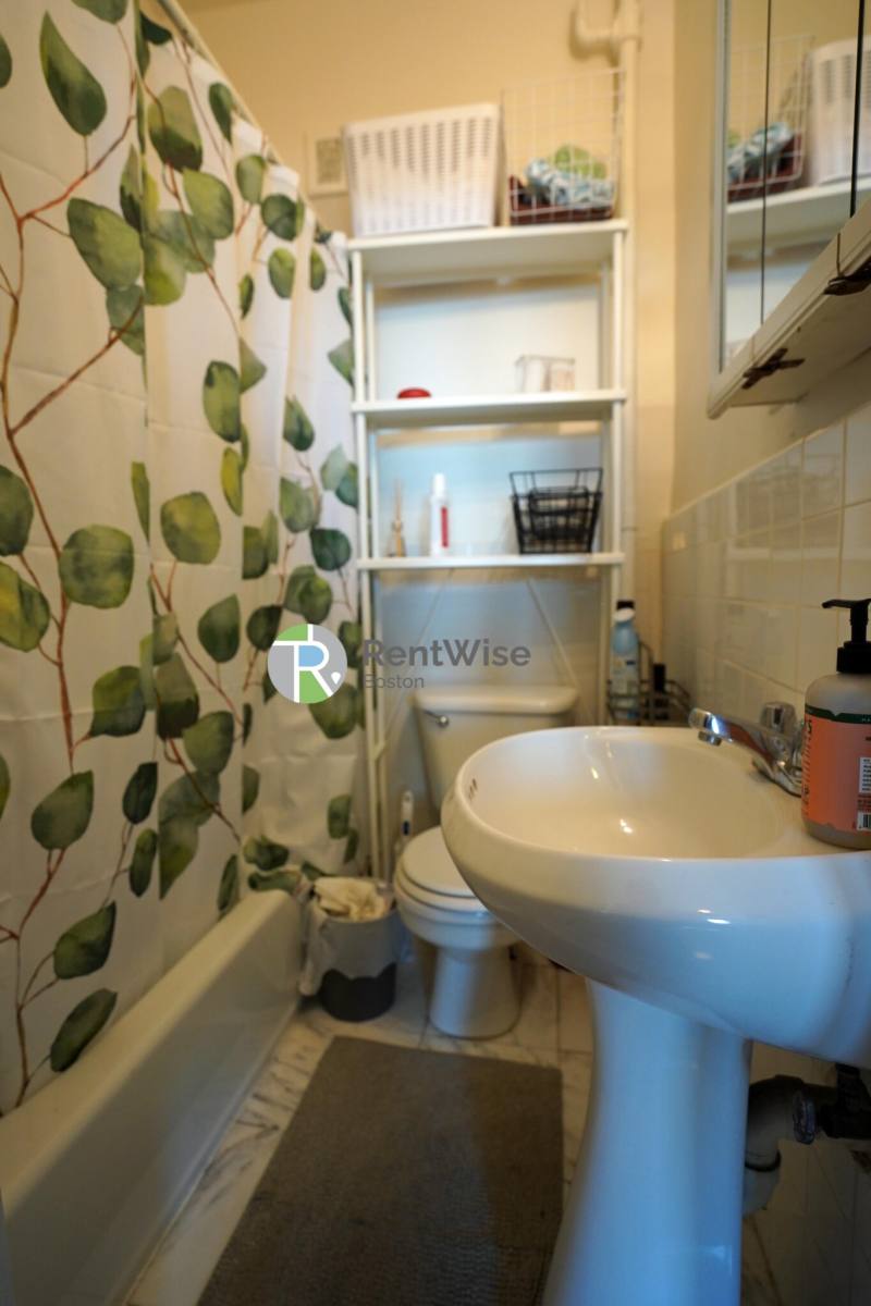 Apartment for rent at 1216 Commonwealth Ave #14, Allston, MA 02134