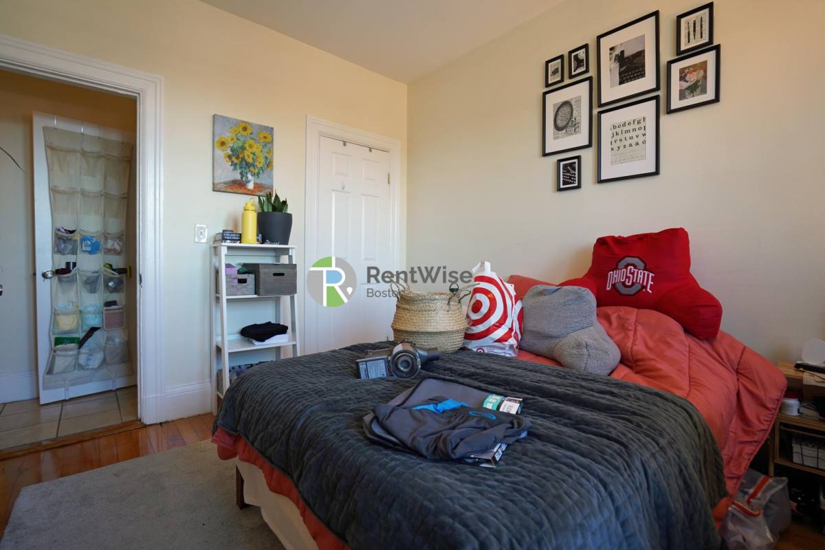 Apartment for rent at 1216 Commonwealth Ave #14, Allston, MA 02134
