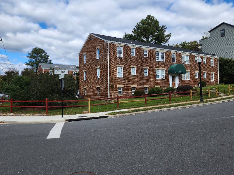 Apartment for rent at 5723 10th Rd N #8, Arlington, VA 22205