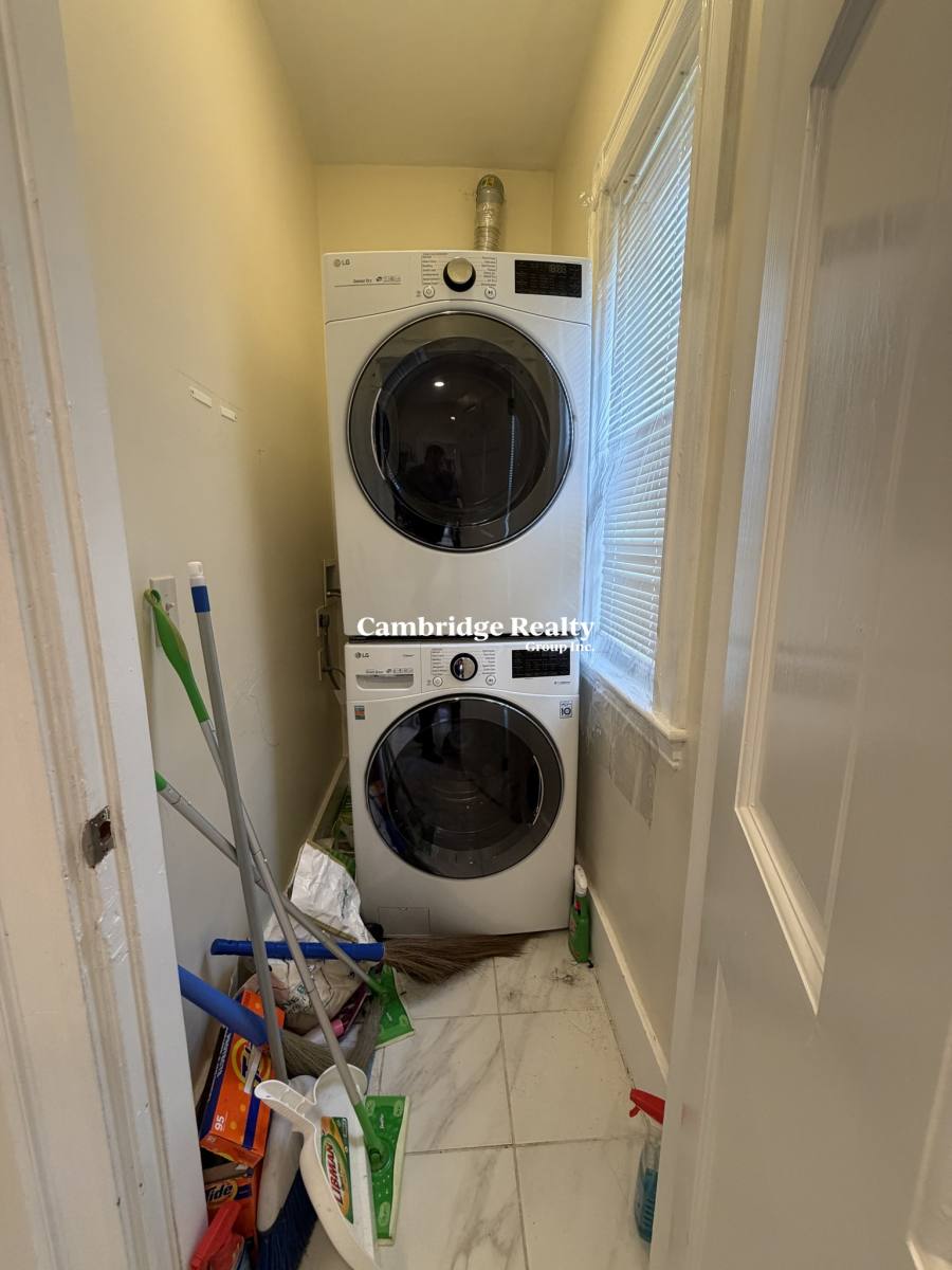 Apartment for rent at 31 Mansfield St #1, Allston, MA 02134