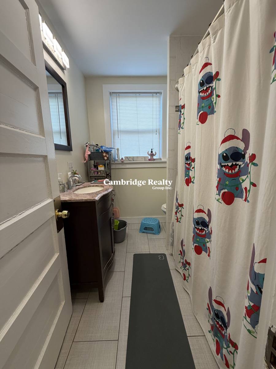 Apartment for rent at 31 Mansfield St #1, Allston, MA 02134