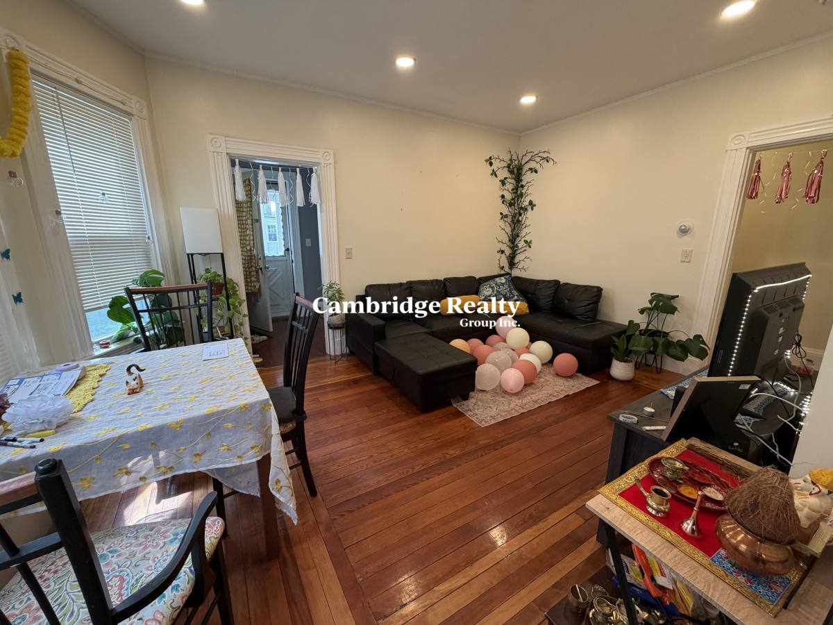 Apartment for rent at 31 Mansfield St #1, Allston, MA 02134