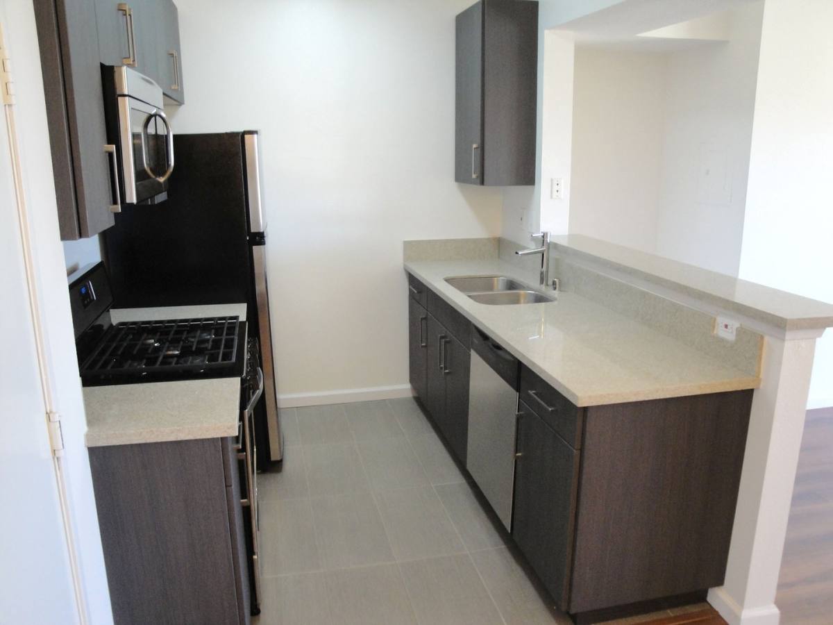 Apartment for rent at 1210 Venice Blvd, Venice, CA 90291