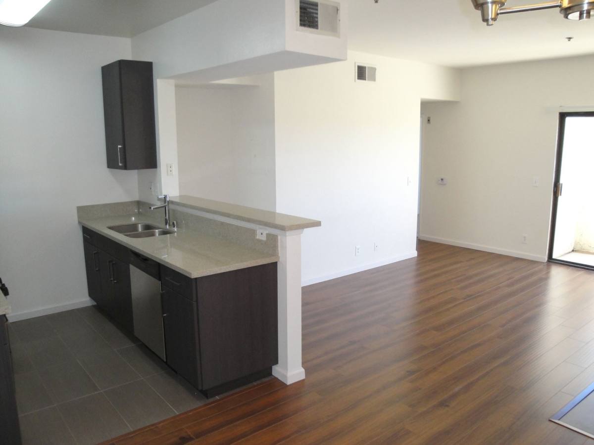 Apartment for rent at 1210 Venice Blvd, Venice, CA 90291