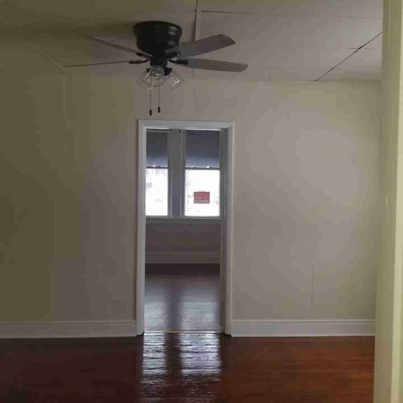 Apartment for rent at 212 20th St, Huntington, WV 25703