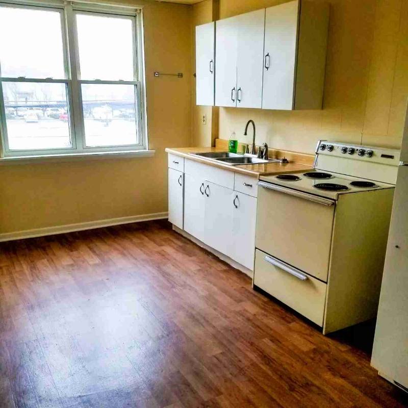 Apartment for rent at 212 20th St, Huntington, WV 25703