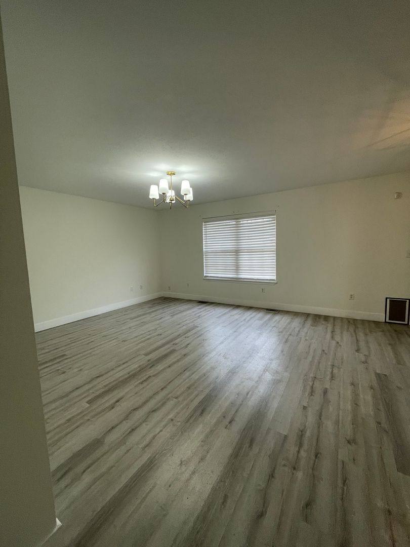 Apartment for rent at 1009 N 24th St, Ozark, MO 65721