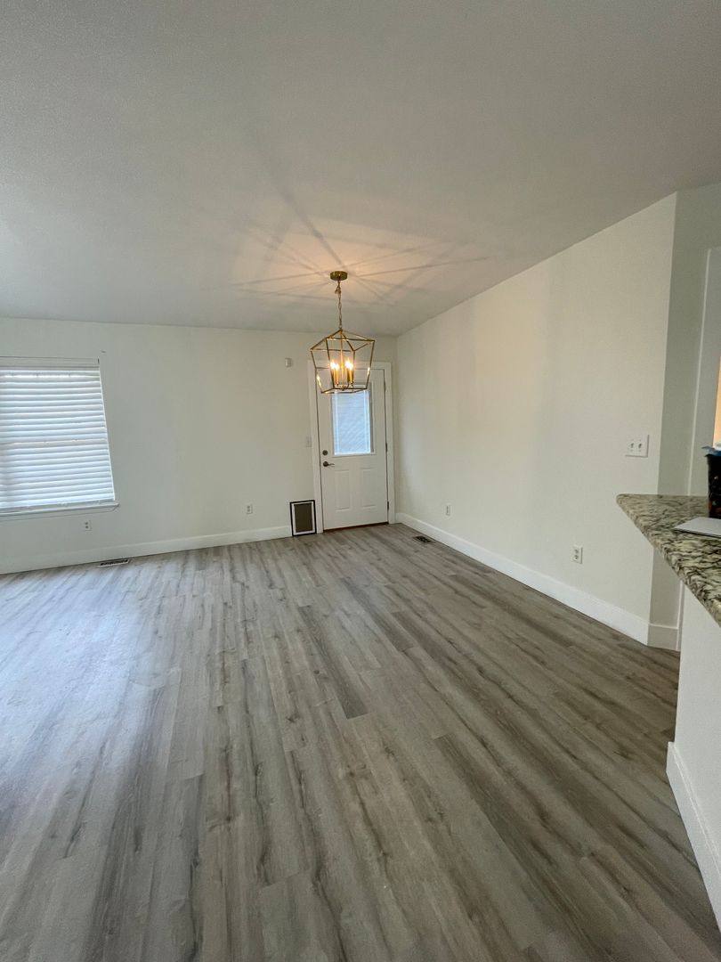 Apartment for rent at 1009 N 24th St, Ozark, MO 65721