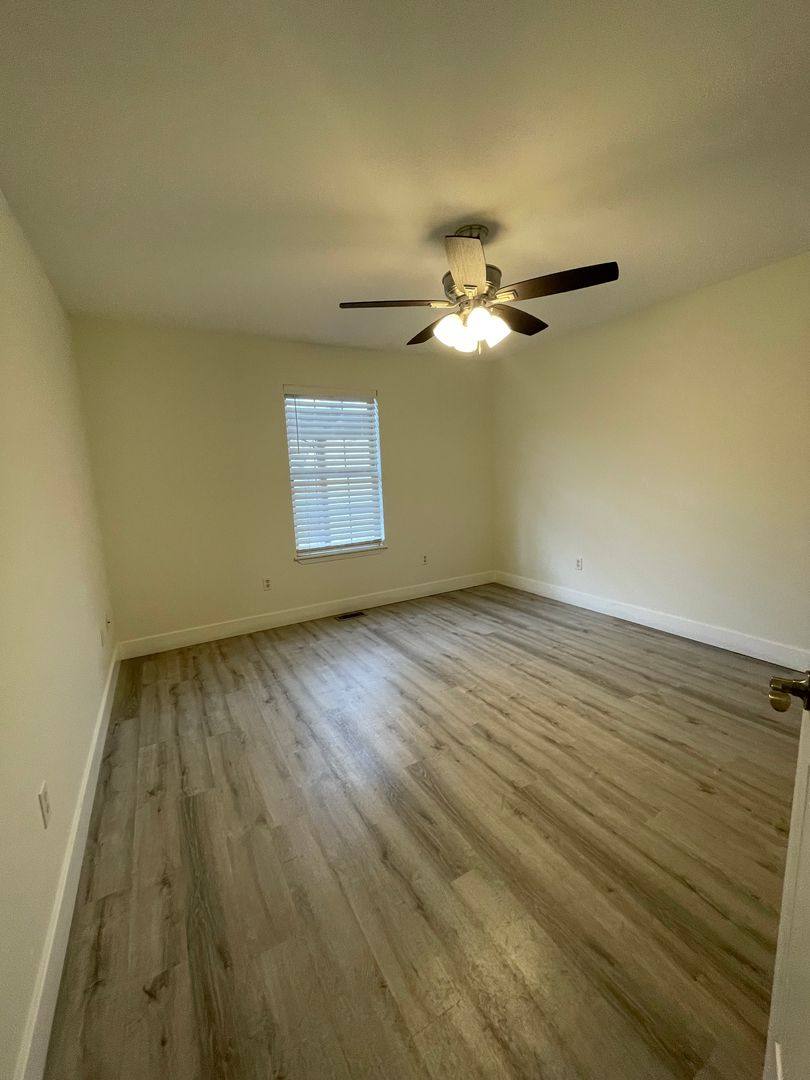 Apartment for rent at 1009 N 24th St, Ozark, MO 65721