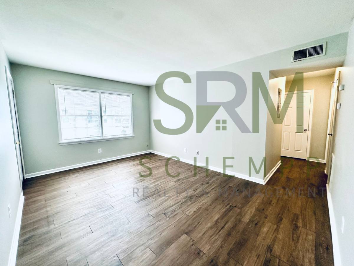 Apartment for rent at 1721 Tempest Way, Louisville, KY 40216