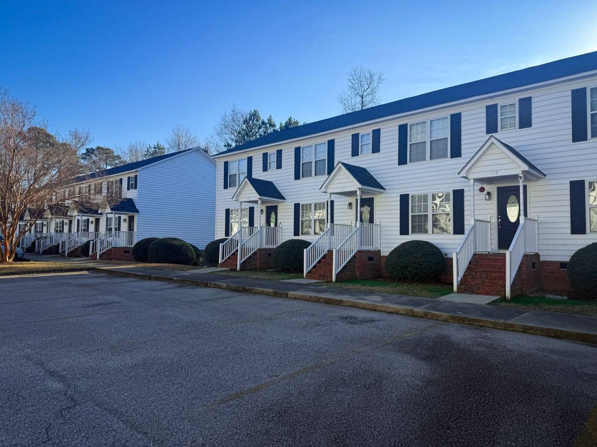 Apartment for rent at 103-132 Cambridge Place, Smithfield, NC 27577
