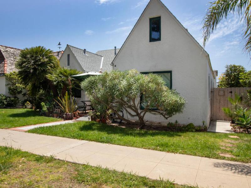 House for rent at 425 Nevada St #B, Oceanside, CA 92054