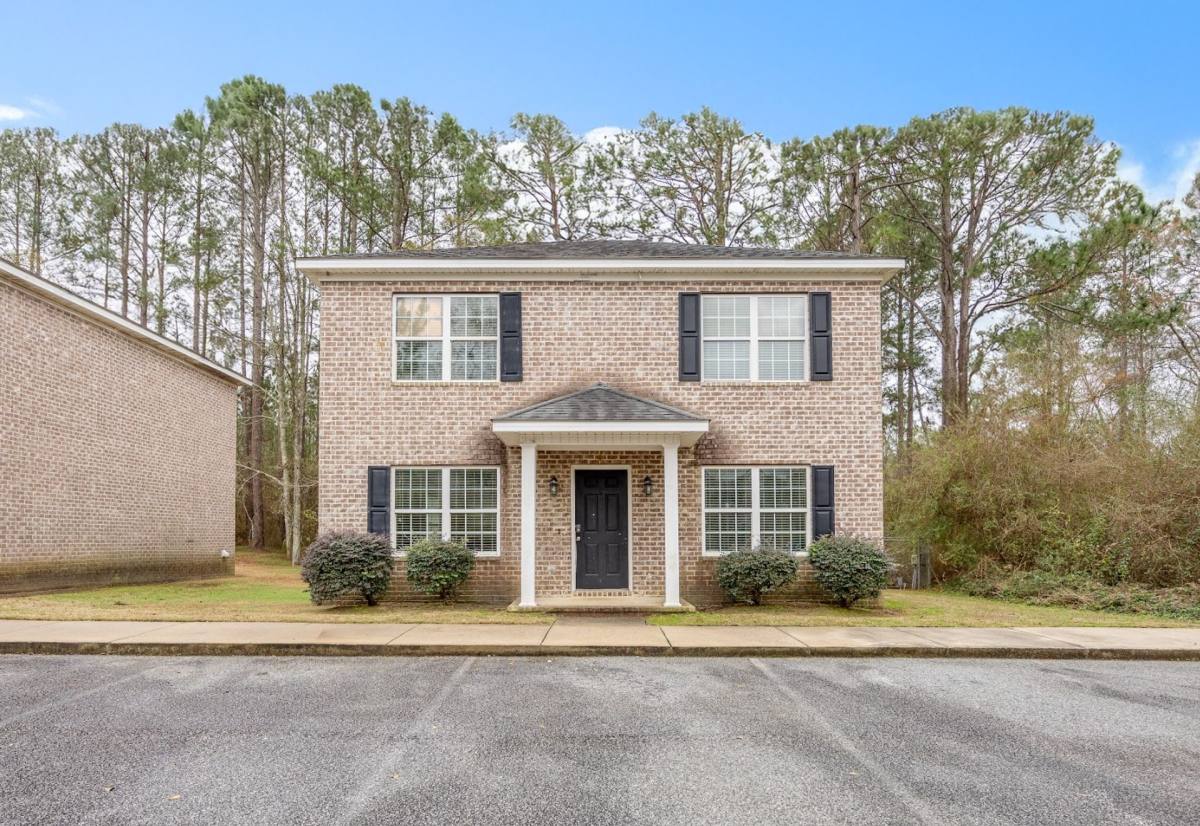Apartment for rent at 352 Langston Chapel Rd, Statesboro, GA 30458
