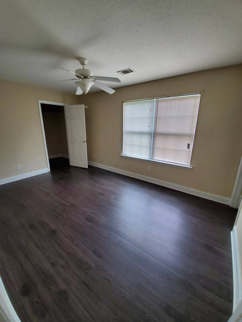 Apartment for rent at 352 Langston Chapel Rd, Statesboro, GA 30458