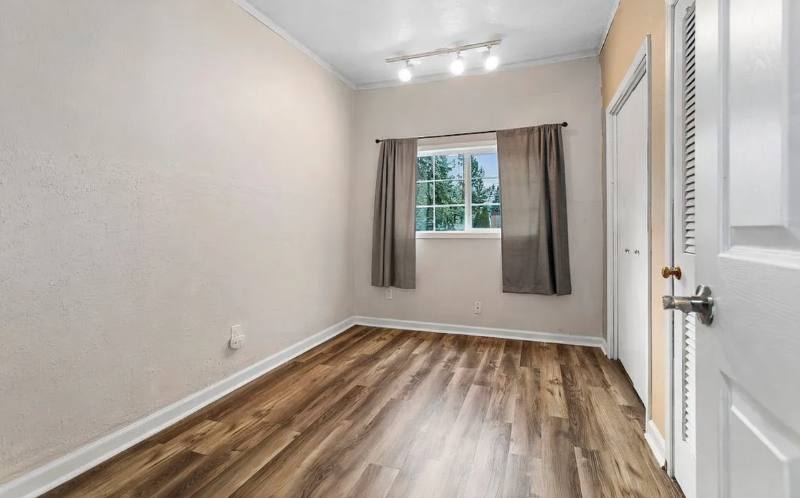 House for rent at 6593 SE Thiessen Rd, Portland, OR 97267
