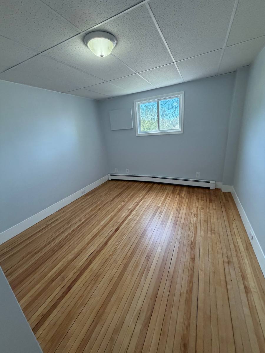 Apartment for rent at 35 Haynes St #1, Worcester, MA 01603